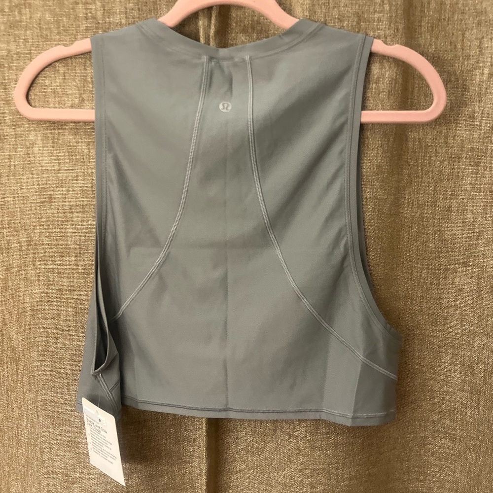 Lululemon Athletica Gray Muscle Love Sleeveless Crop Tank Top- NWT - Picture 3 of 6